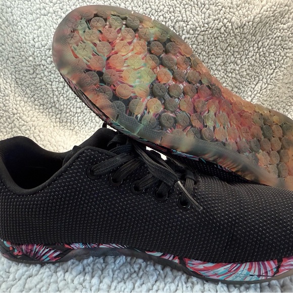 Nobull Training Shoes in Midnight Palm - Picture 7 of 9